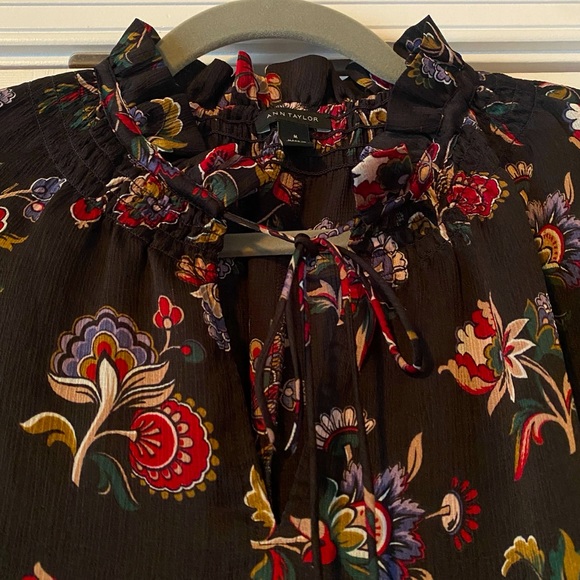 Ann Taylor Black Ruffle Long Sleeve Floral Print Blouse, M - Picture 3 of 11